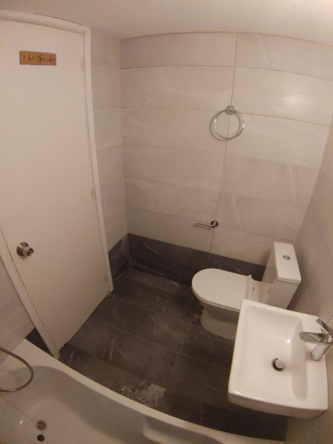 Luxury Apartment In Light House Beach Paphos Eksteriør bilde