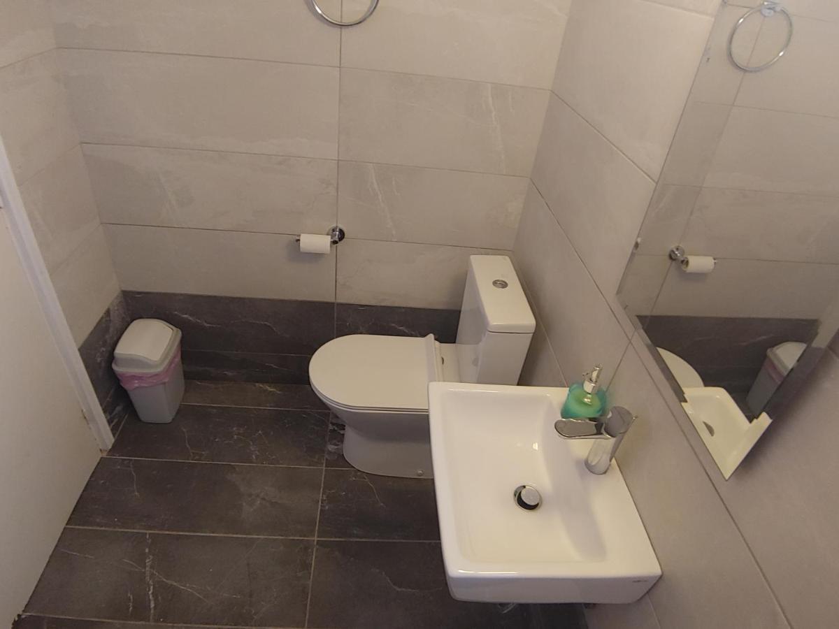 Luxury Apartment In Light House Beach Paphos Eksteriør bilde